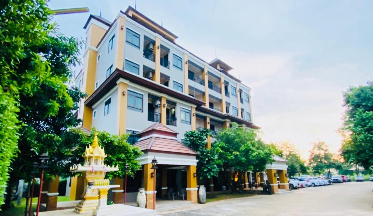 The Green Residence 304 Si Maha Phot Luaran gambar