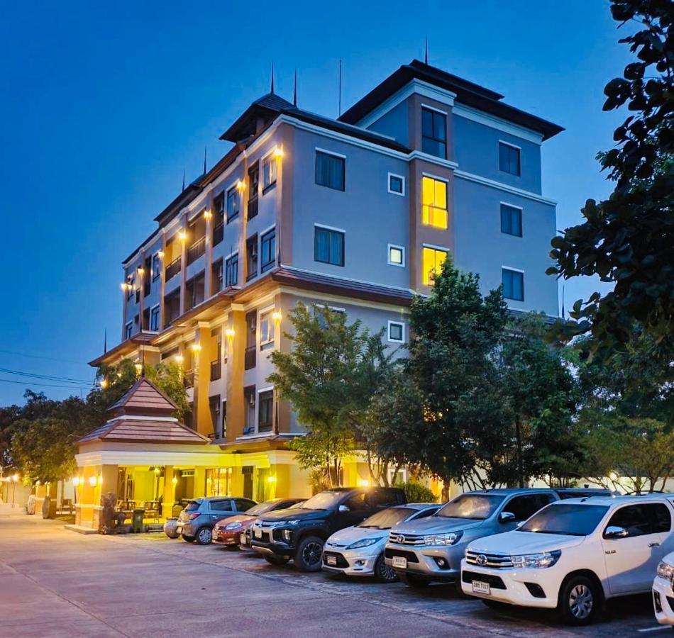 The Green Residence 304 Si Maha Phot Luaran gambar