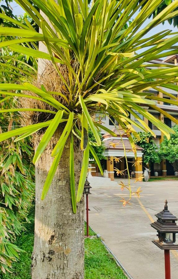 The Green Residence 304 Si Maha Phot Luaran gambar