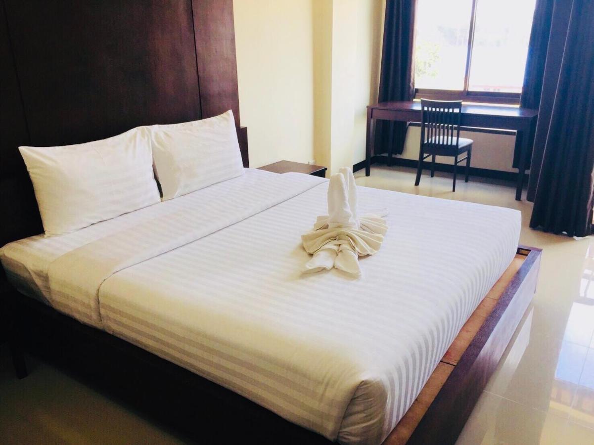 The Green Residence 304 Si Maha Phot Luaran gambar