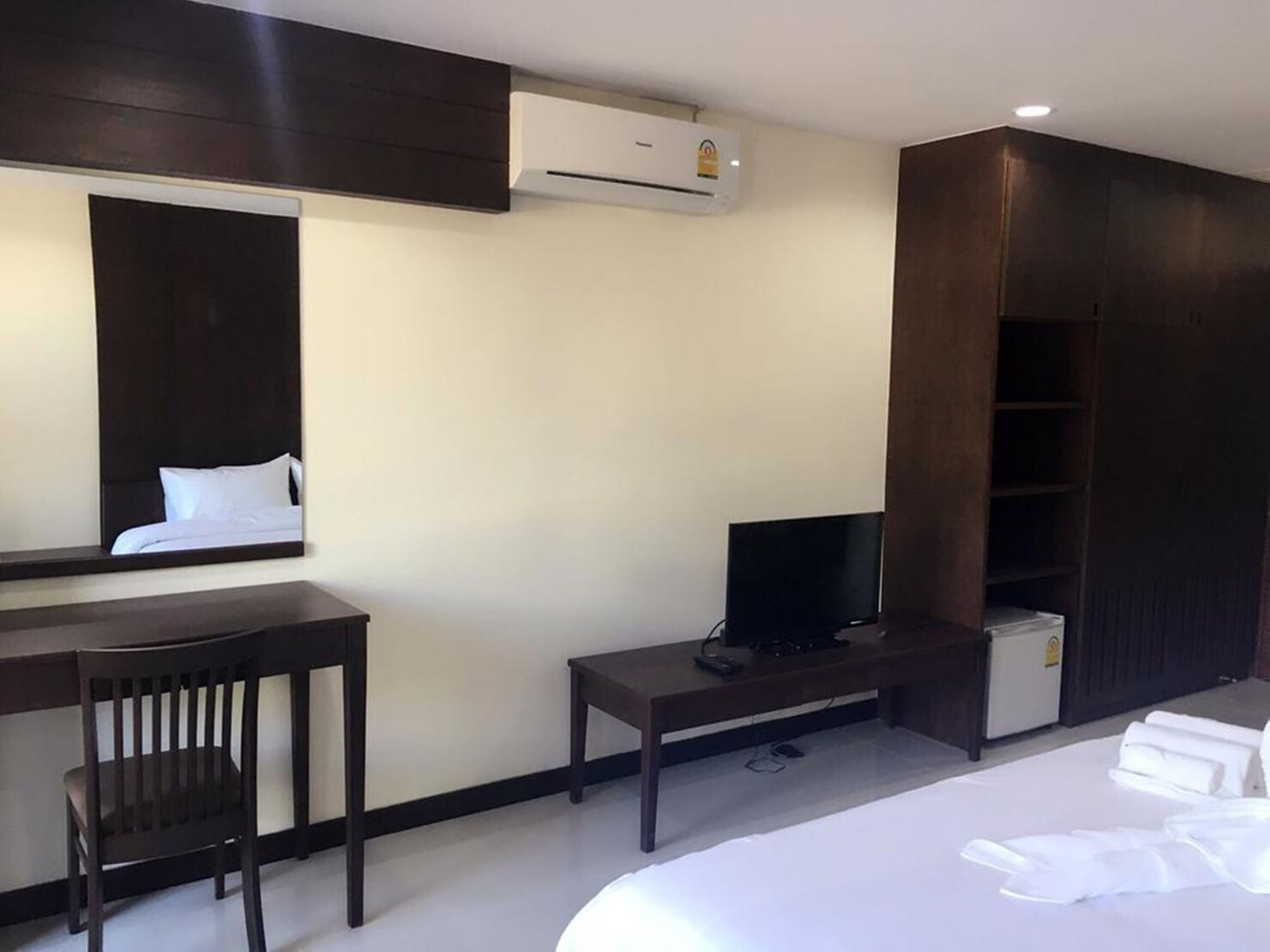 The Green Residence 304 Si Maha Phot Luaran gambar