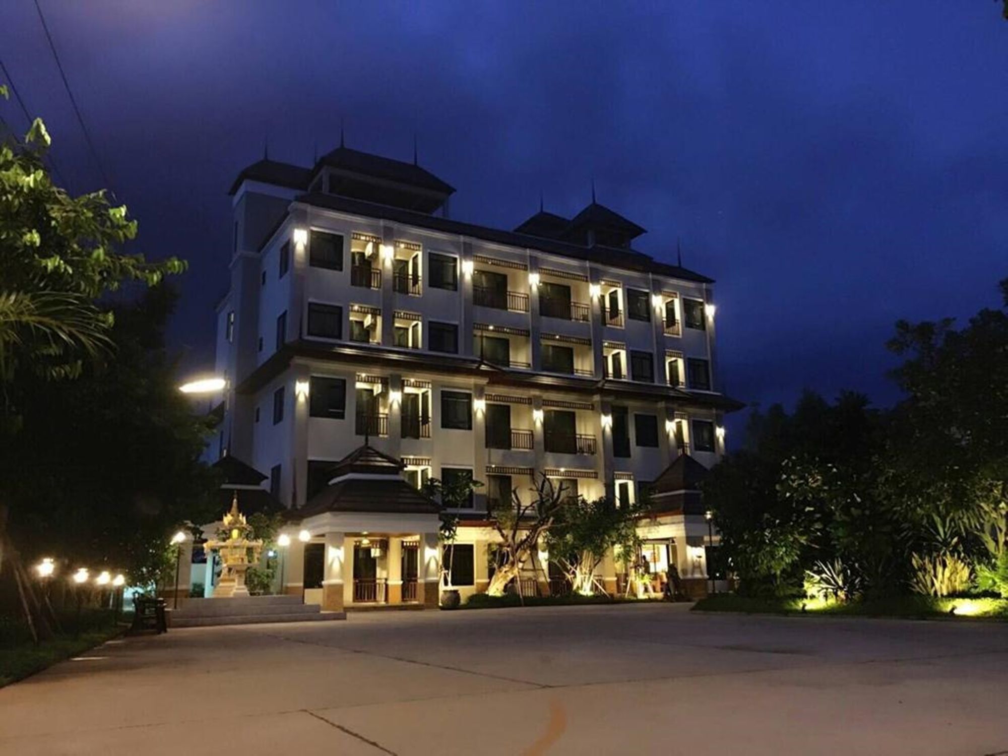The Green Residence 304 Si Maha Phot Luaran gambar